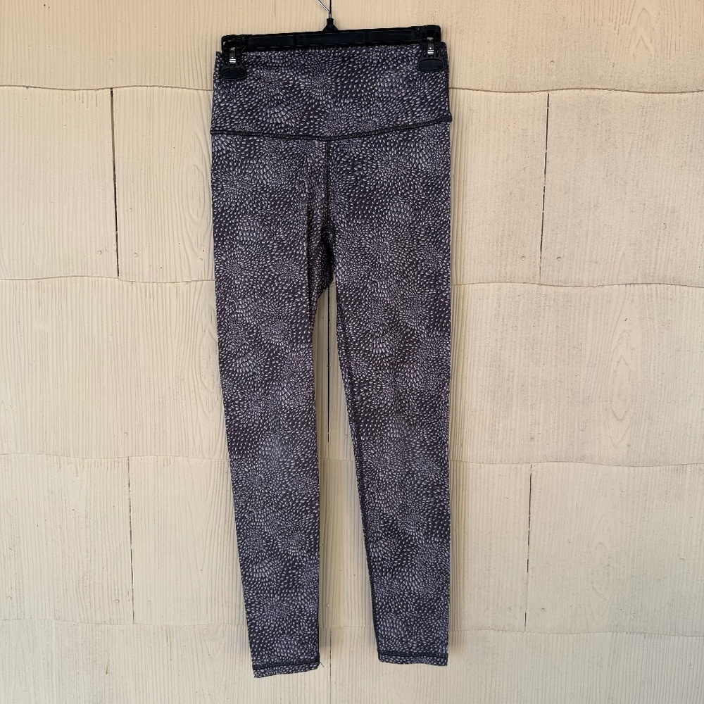 Aerie Chill Play Zipper Leggings